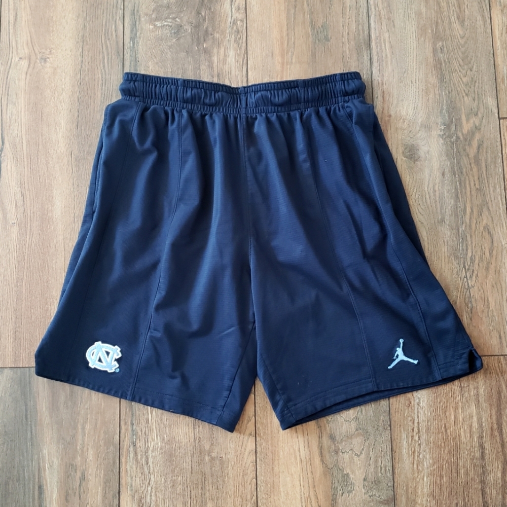 North Carolina Tar Heels Jordan Shorts (M)